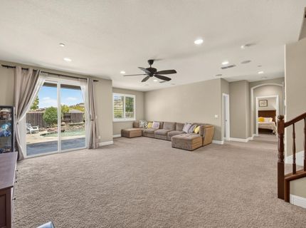 691 Lefevre Dr, Folsom, CA 95630 Photo