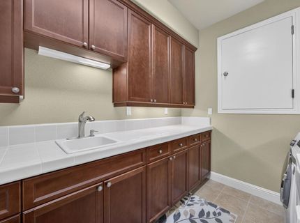 691 Lefevre Dr, Folsom, CA 95630 Photo