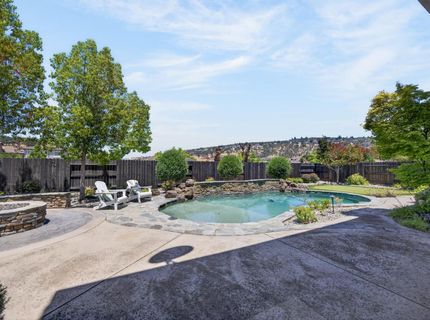 691 Lefevre Dr, Folsom, CA 95630 Photo