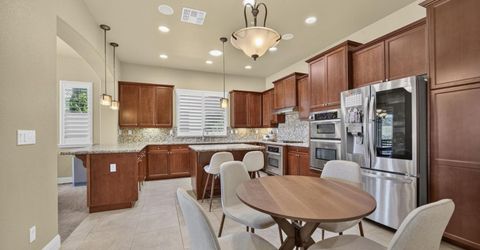 691 Lefevre Dr, Folsom, CA 95630 Photo
