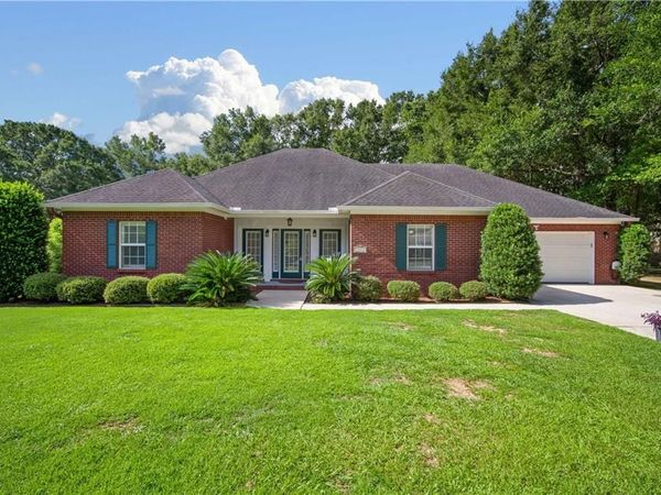 13091 Holly Court, Grand Bay, AL 36541