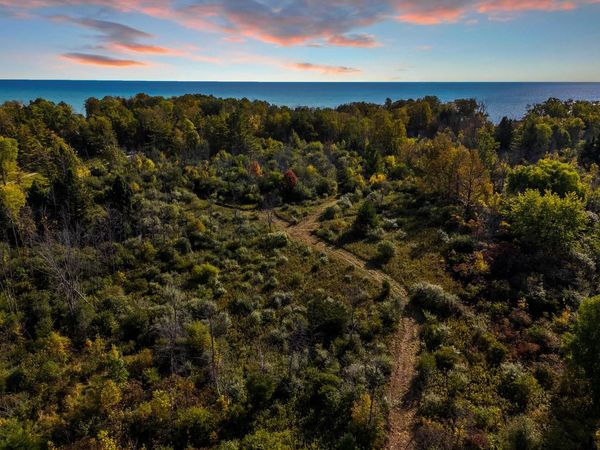 13600 N LAKE SHORE DRIVE, Unit Lot 2, Mequon, WI 53092