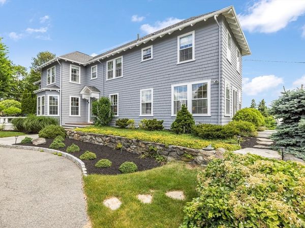 308 Ocean Ave, Unit 308, Marblehead, MA 01945
