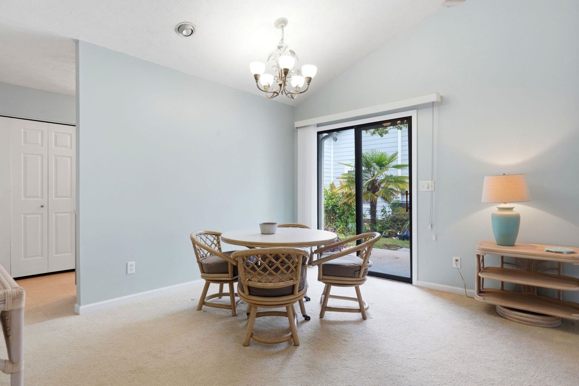 906 Tiffany Ln.  Photo 10