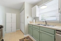 906 Tiffany Ln.  photo 4