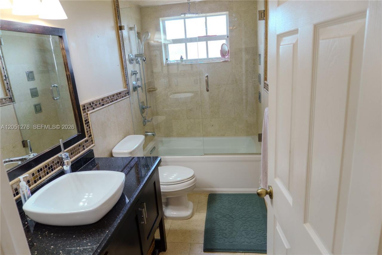 Please Call For Address, Miami, FL 33196 Photo