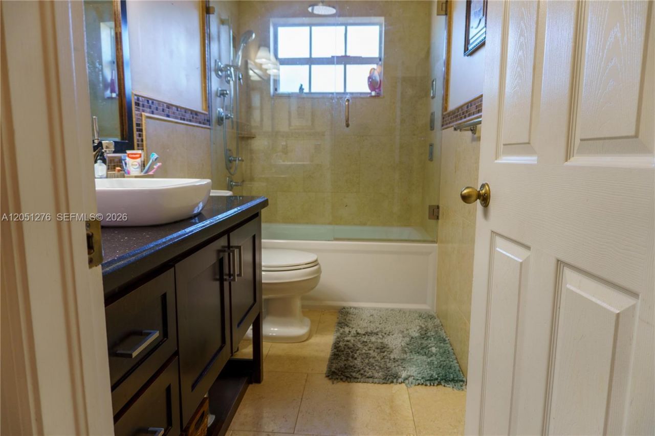 Please Call For Address, Miami, FL 33196 Photo