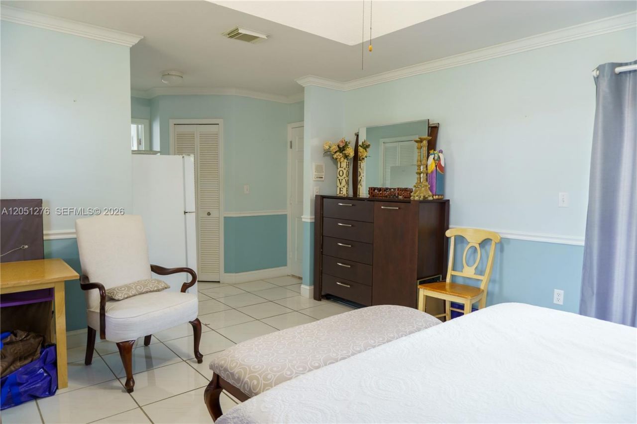 Please Call For Address, Miami, FL 33196 Photo