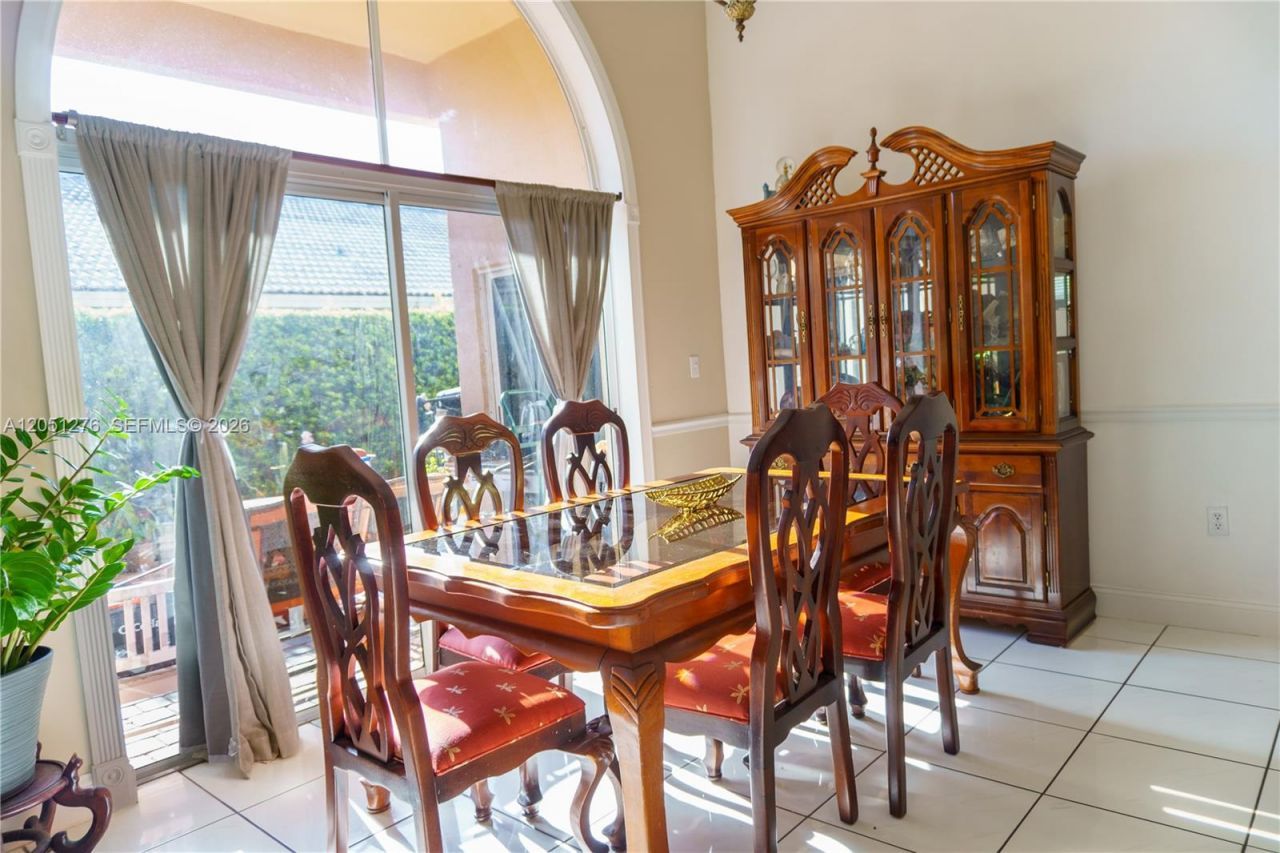 Please Call For Address, Miami, FL 33196 Photo