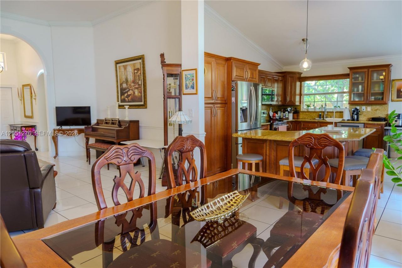 Please Call For Address, Miami, FL 33196 Photo