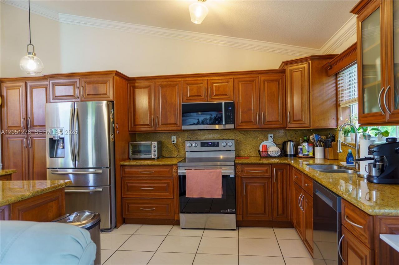 Please Call For Address, Miami, FL 33196 Photo