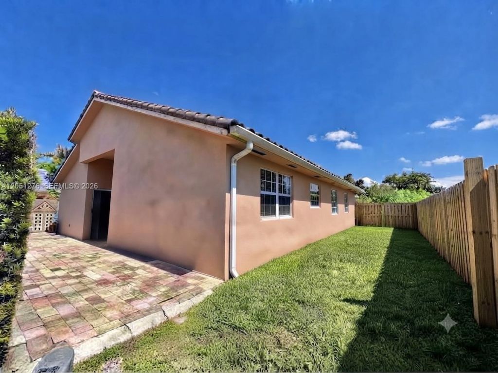 Please Call For Address, Miami, FL 33196 Photo