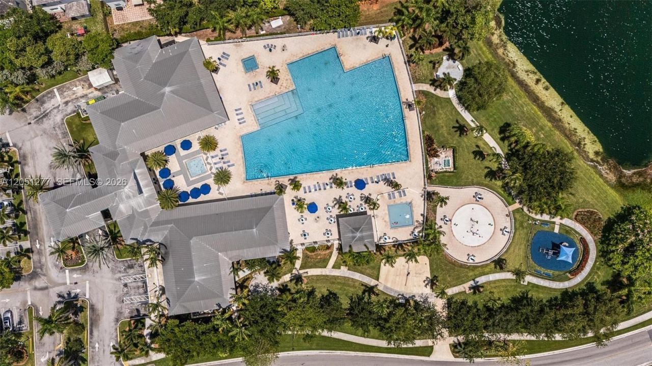 357 NE 35th Ter , Homestead, FL 33033 Photo