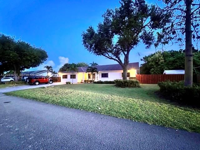 16330 SW 282nd St , Homestead, FL 33033 Photo