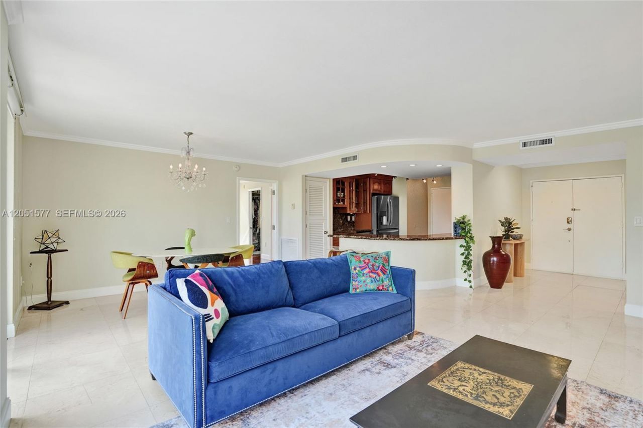 9800 W Bay Harbor Dr , Unit 309, Bay Harbor Islands, FL 33154 Photo