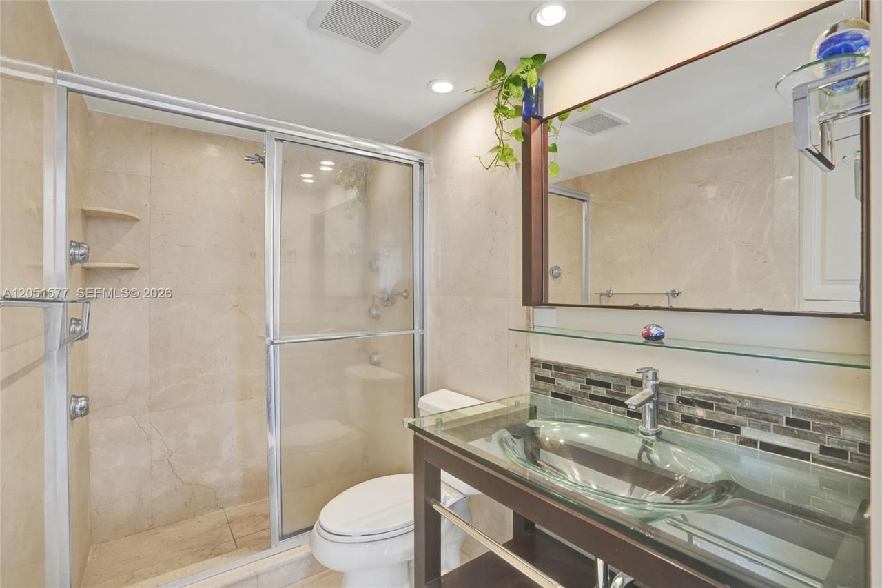 9800 W Bay Harbor Dr , Unit 309, Bay Harbor Islands, FL 33154 Photo