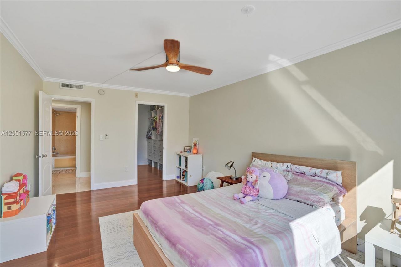 9800 W Bay Harbor Dr , Unit 309, Bay Harbor Islands, FL 33154 Photo
