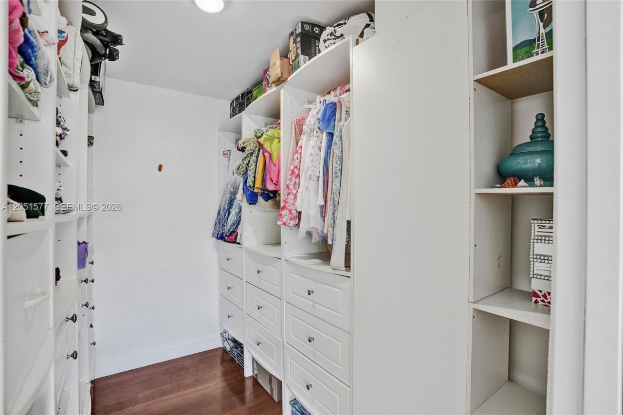 9800 W Bay Harbor Dr , Unit 309, Bay Harbor Islands, FL 33154 Photo