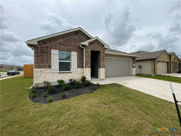 140 Fire Oak Drive , San Marcos, TX 78666