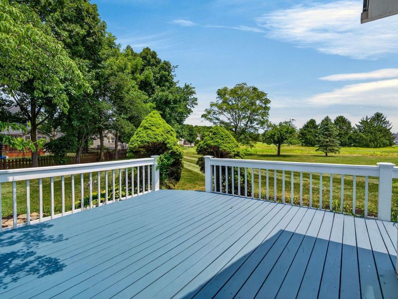 7100 Rossman Court, Canal Winchester, OH 43110 Photo 10