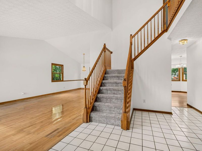 7100 Rossman Court, Canal Winchester, OH 43110 Photo 16