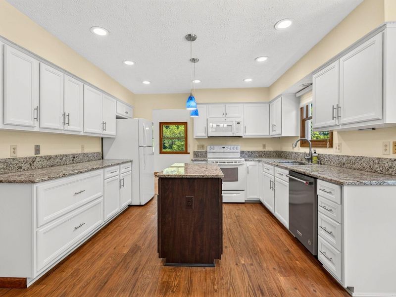 7100 Rossman Court, Canal Winchester, OH 43110 Photo 23