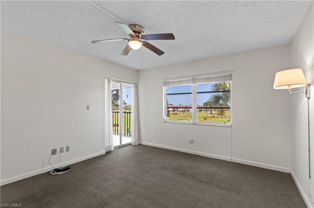 21 High Point Cir E, Unit 305, Naples, FL 34103 Photo