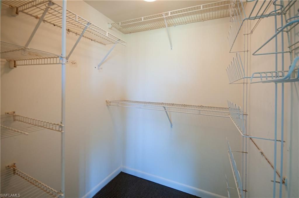 21 High Point Cir E, Unit 305, Naples, FL 34103 Photo
