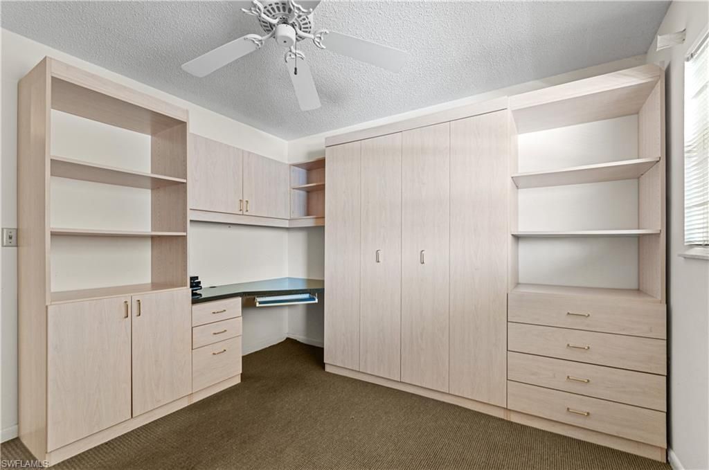 21 High Point Cir E, Unit 305, Naples, FL 34103 Photo
