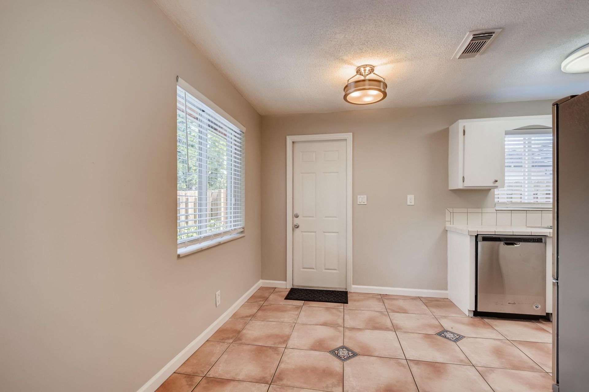 1720 NE 8th Avenue, Fort Lauderdale, FL 33305 Photo