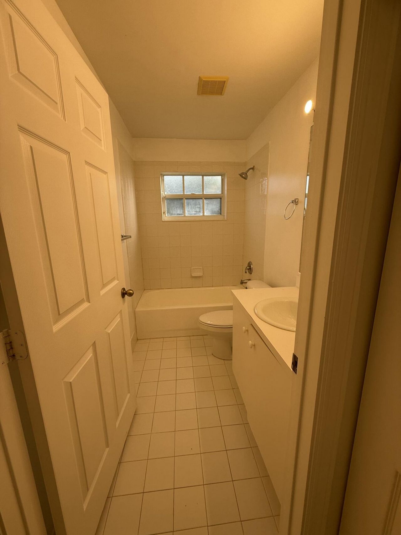 100 Cocoplum Circle, Royal Palm Beach, FL 33411 Photo