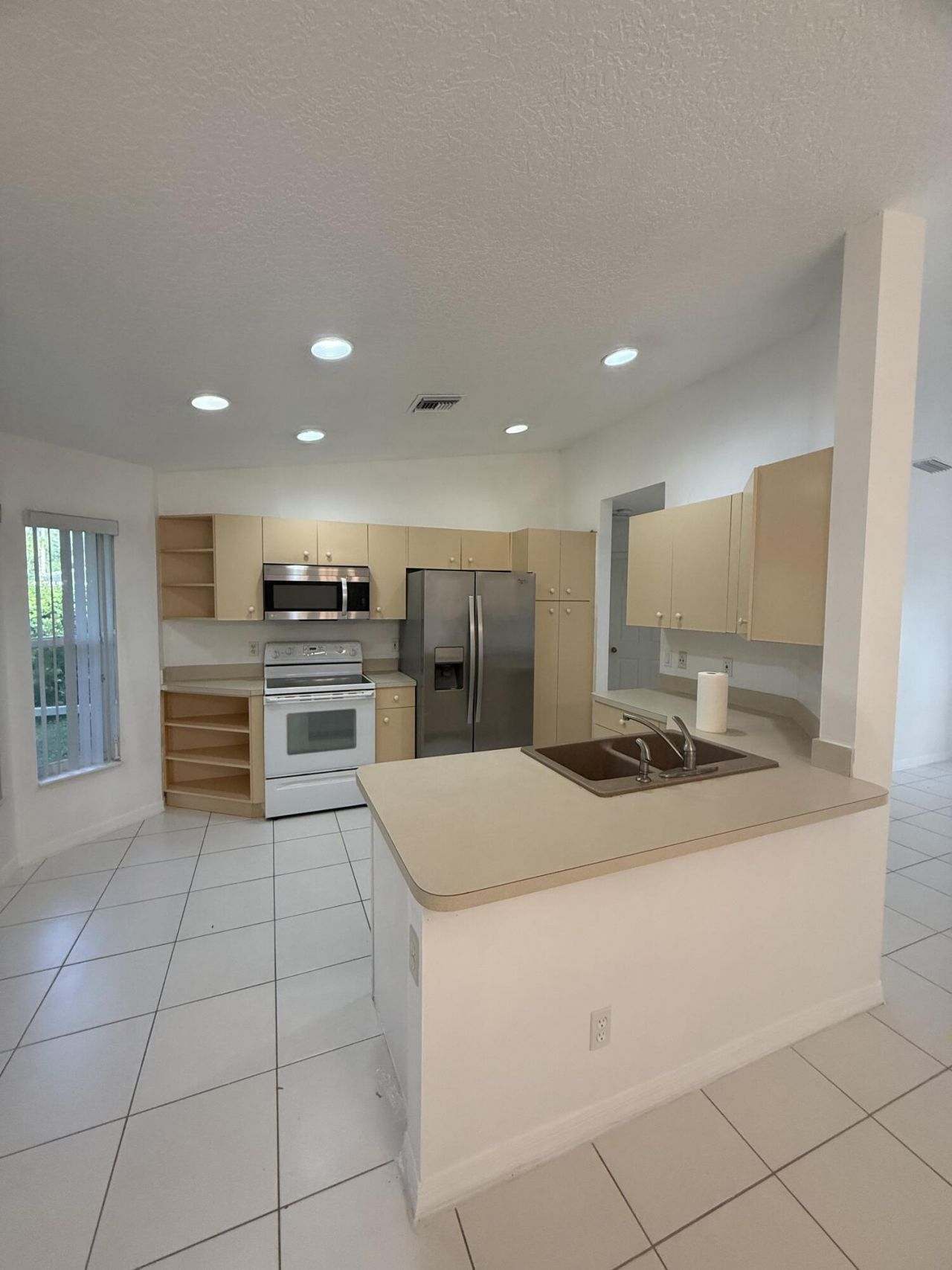 100 Cocoplum Circle, Royal Palm Beach, FL 33411 Photo