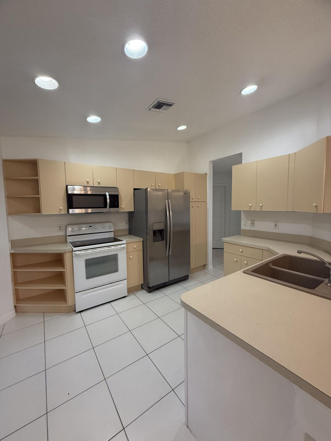 100 Cocoplum Circle, Royal Palm Beach, FL 33411 Photo