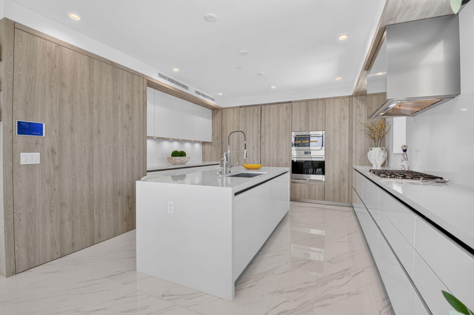 495 E Royal Palm Road, Unit 601, Boca Raton, FL 33432 Photo