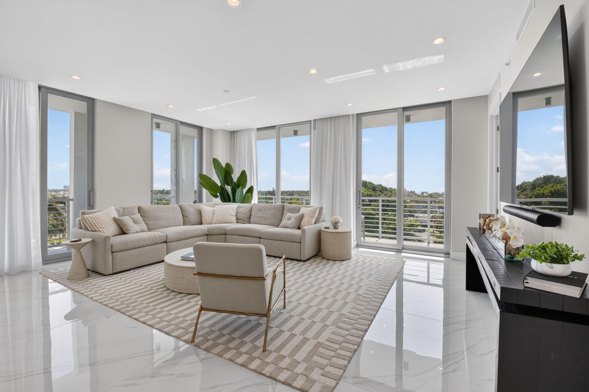 495 E Royal Palm Road, Unit 601, Boca Raton, FL 33432 Photo