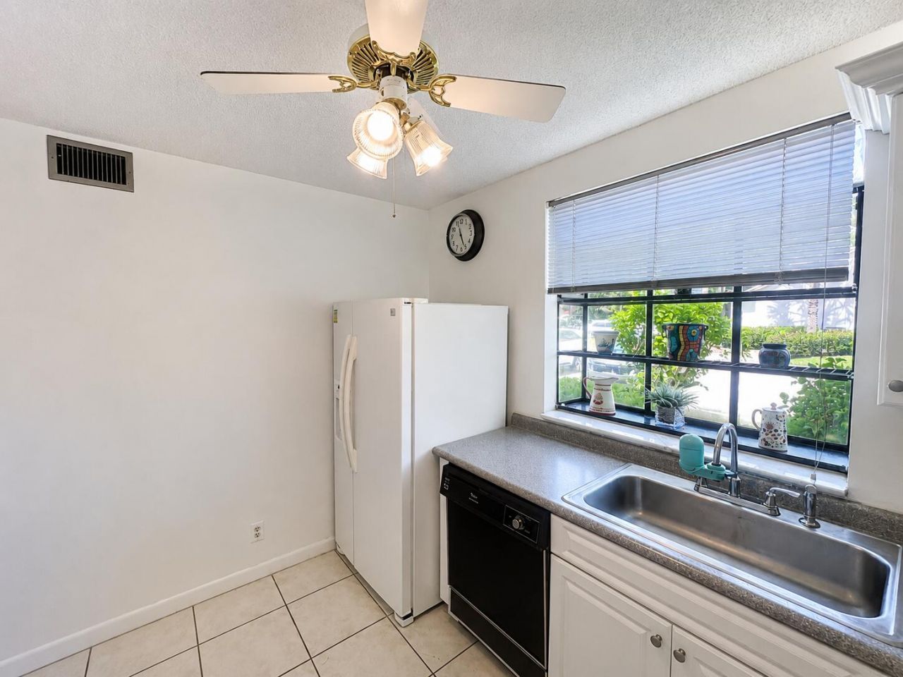 5068 Rose Hill Drive, Unit 102, Boynton Beach, FL 33437 Photo
