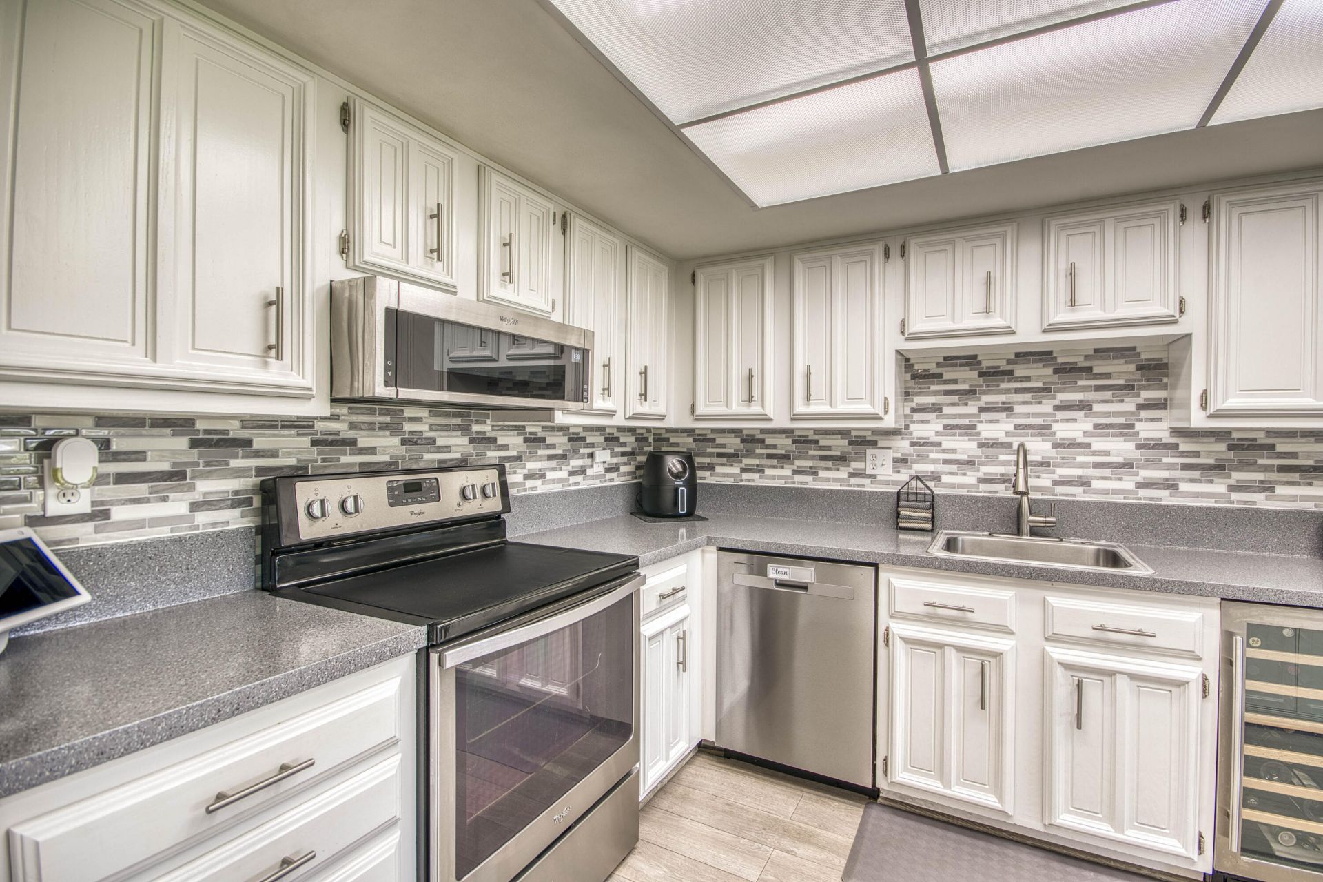 5350 Woodland Lakes Drive, Unit 311, Palm Beach Gardens, FL 33418 Photo