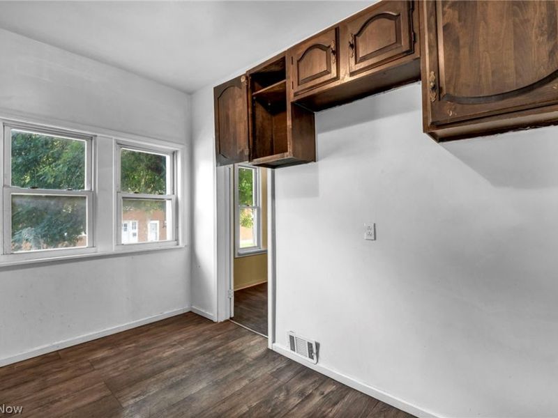 8802 Denison Avenue, Cleveland, OH 44102 Photo 2