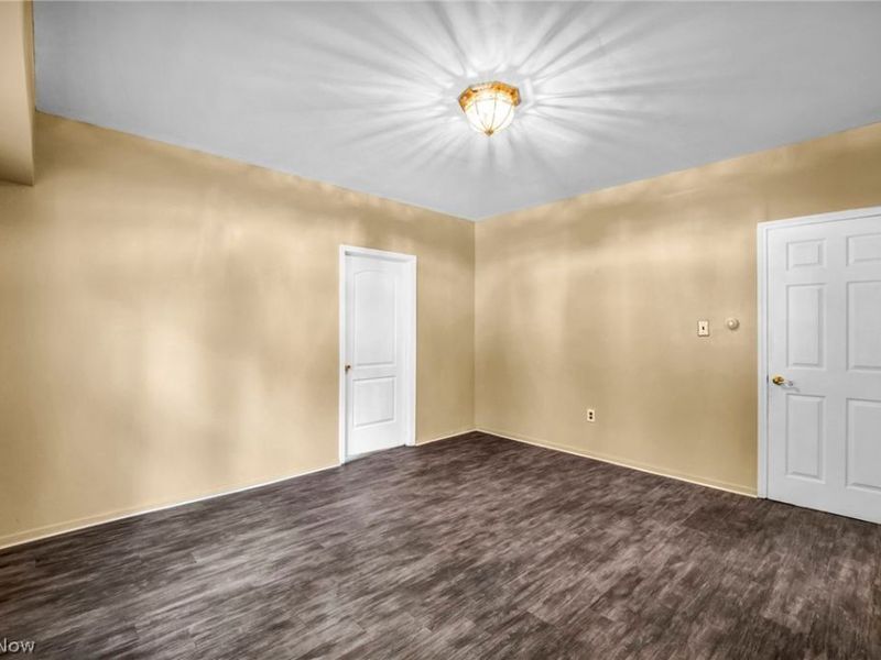 8802 Denison Avenue, Cleveland, OH 44102 Photo 35