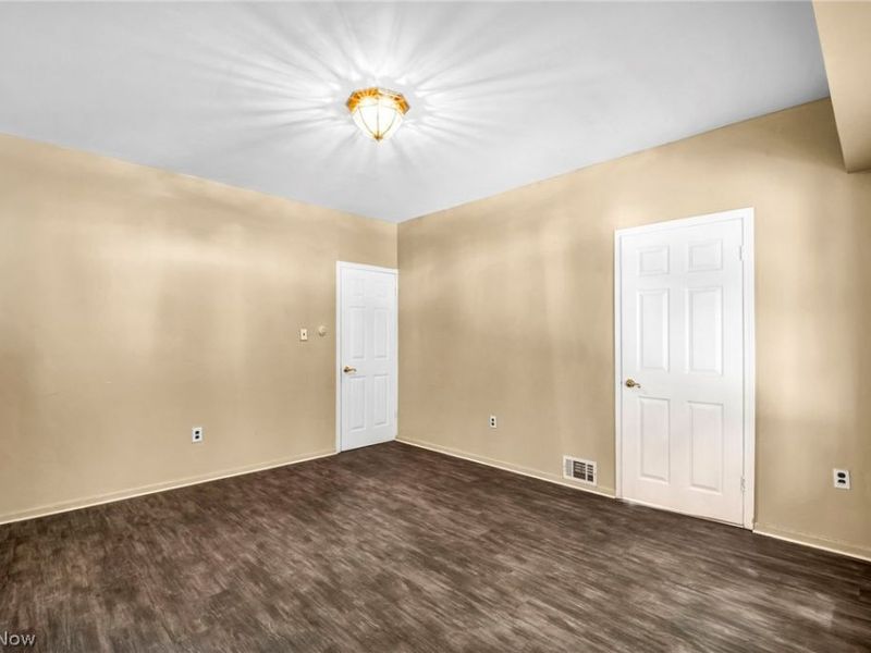 8802 Denison Avenue, Cleveland, OH 44102 Photo 36
