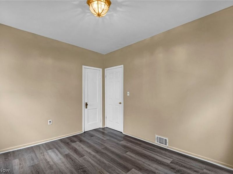 8802 Denison Avenue, Cleveland, OH 44102 Photo 40