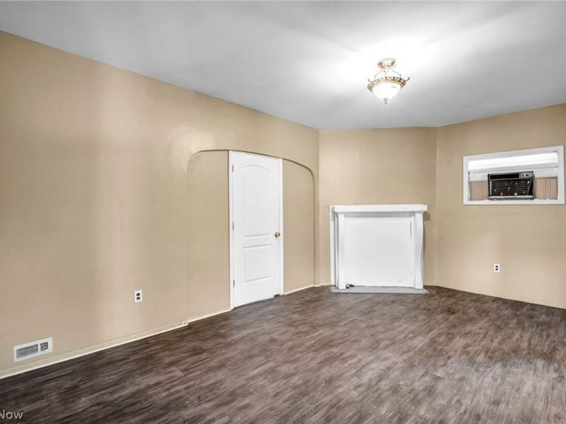 8802 Denison Avenue, Cleveland, OH 44102 Photo 9