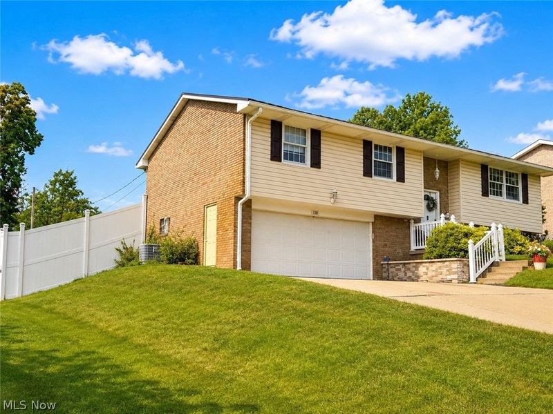 138 Tera Manor, Wintersville, OH 43953 Photo 2