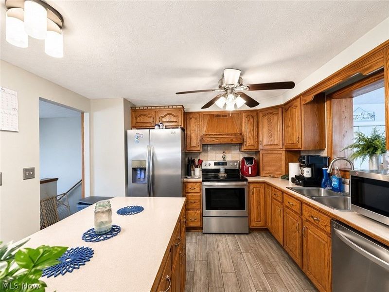 138 Tera Manor, Wintersville, OH 43953 Photo 4