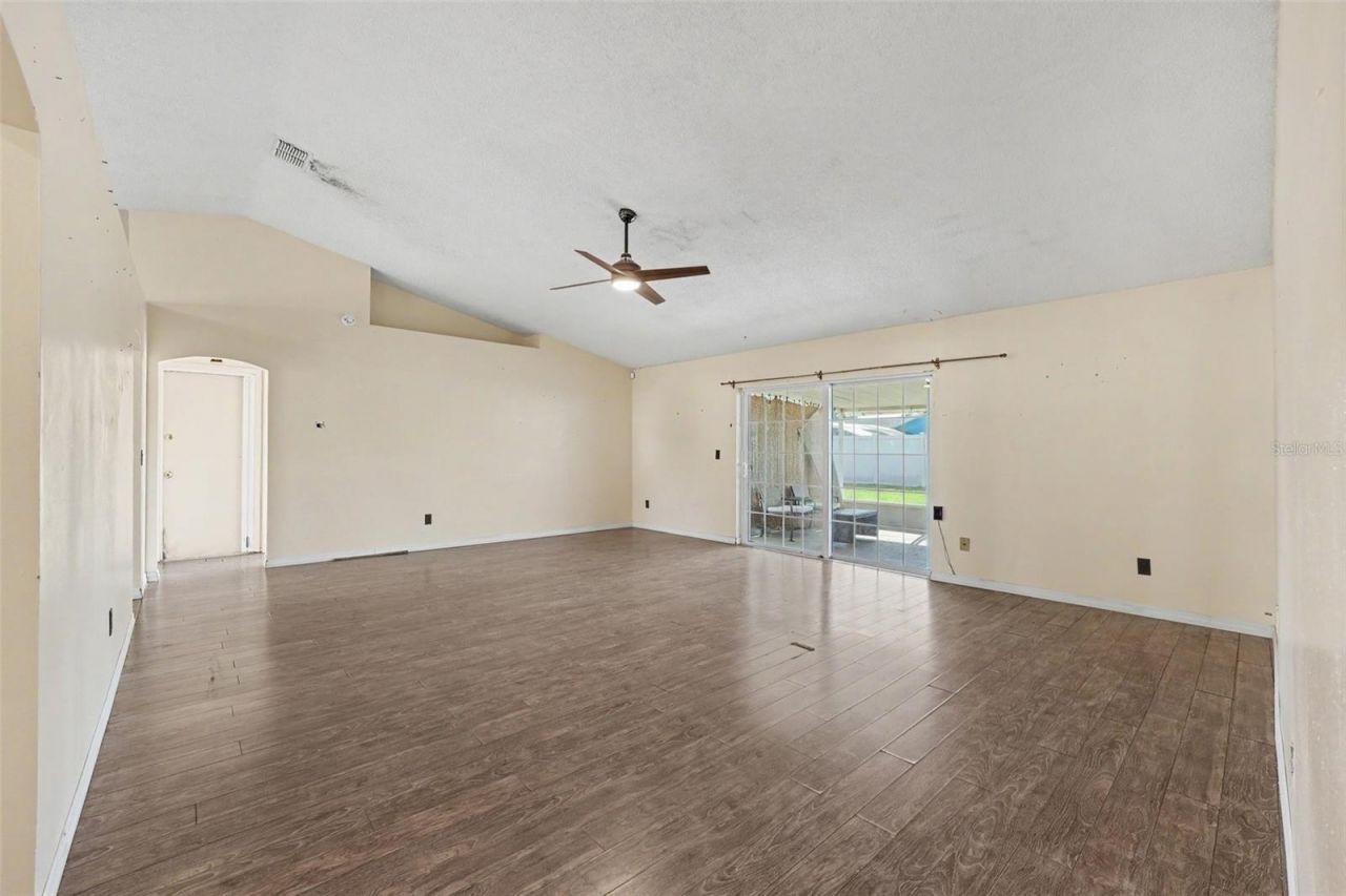 1085 Jodi Ridge Court, Kissimmee, FL 34747 Photo