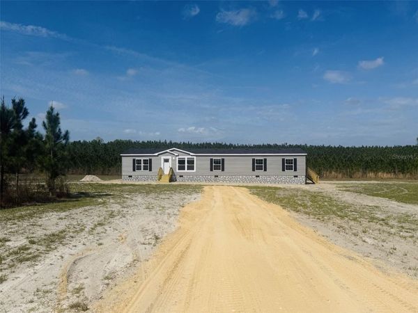 10465 161ST STREET , LIVE OAK, FL 32060