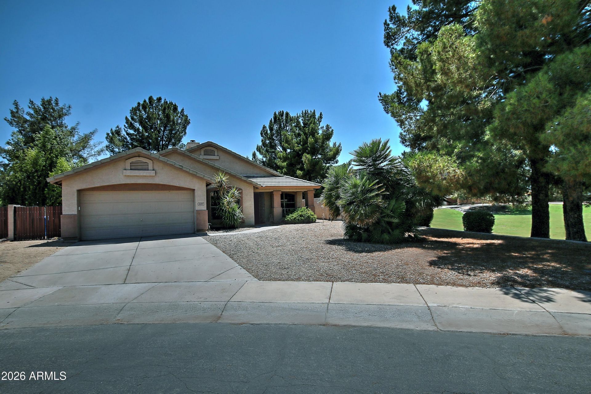 2237 E AUSTIN Drive Gilbert, AZ 85296