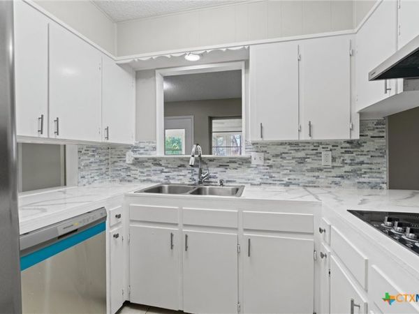 2010 Patricia Street, Copperas Cove, TX 76522