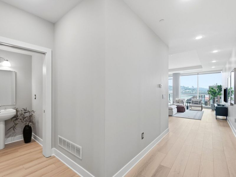 1 Roebling Way, Unit 804, Covington, KY 41011 Photo 24