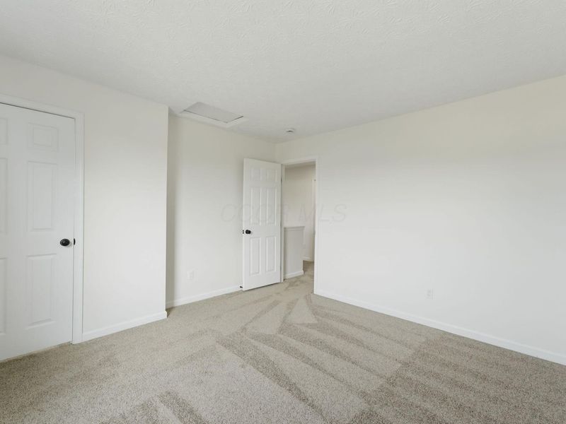 1360 Wagy Square, Pataskala, OH 43062 Photo 32